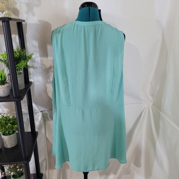 Torrid Peplum Georgette Button-Front Tie-Front Blouse - Size 3X - Picture 5 of 11